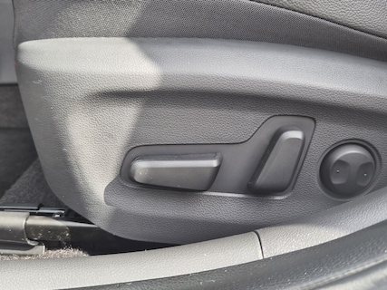Hyundai-Ioniq