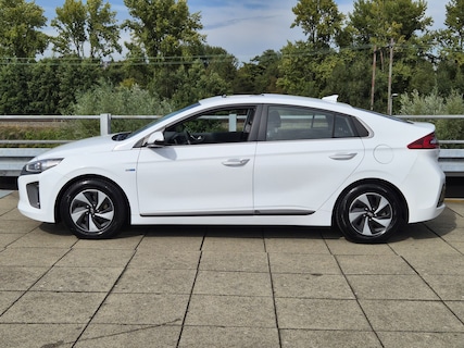 Hyundai-Ioniq