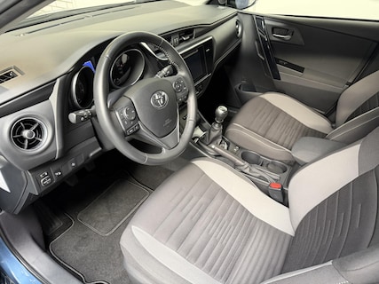 Toyota-Auris