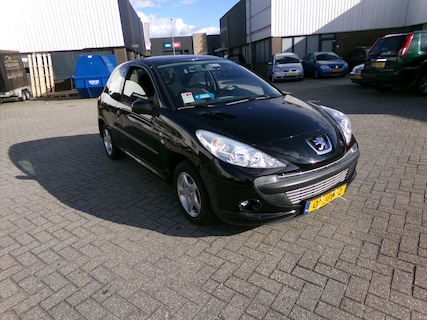 Peugeot-206+