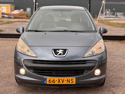 Peugeot-207