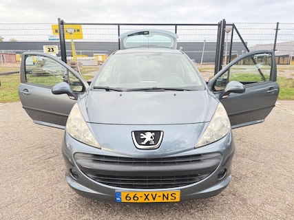 Peugeot-207