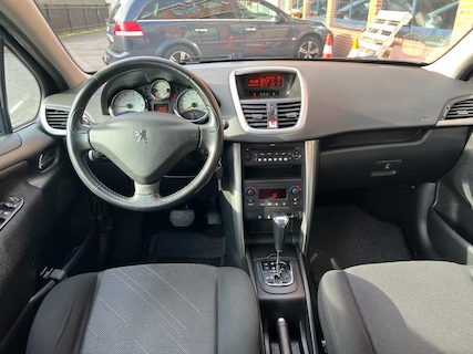 Peugeot-207