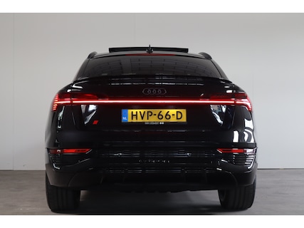 Audi-Q8 e-tron