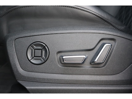 Audi-Q8 e-tron