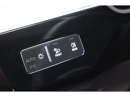 Audi-Q8 e-tron