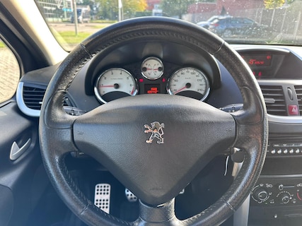 Peugeot-207