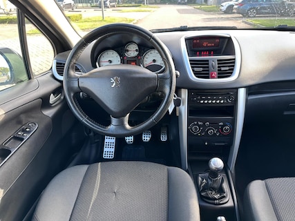 Peugeot-207