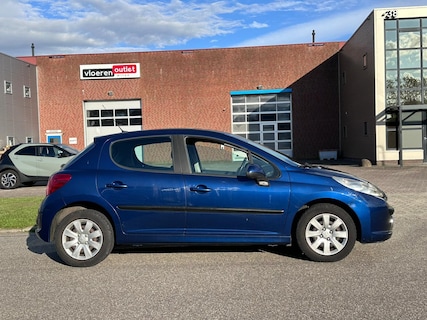Peugeot-207