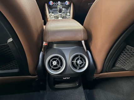 Alfa Romeo-Stelvio