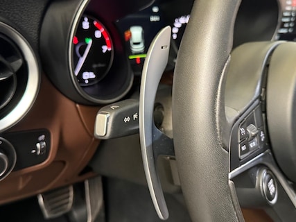 Alfa Romeo-Stelvio