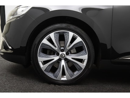 Renault-Scenic