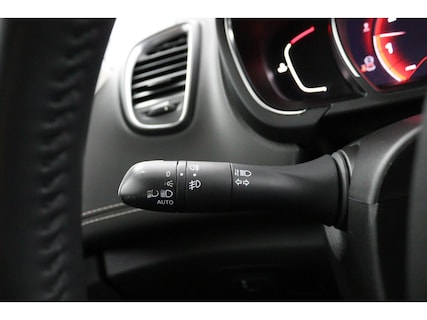 Renault-Scenic