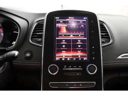 Renault-Scenic