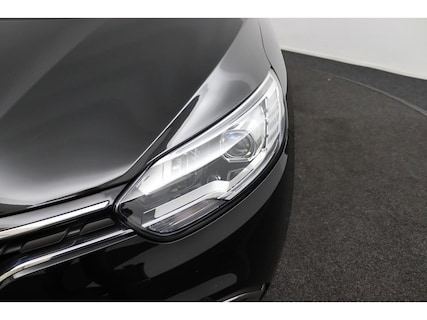 Renault-Scenic