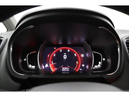 Renault-Scenic