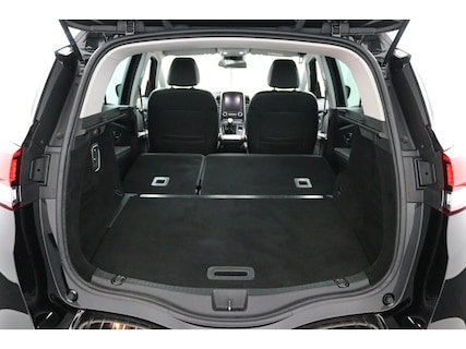 Renault-Scenic