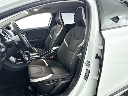 Volvo-V40 Cross Country