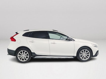 Volvo-V40 Cross Country