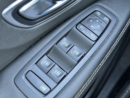 Renault-Scenic