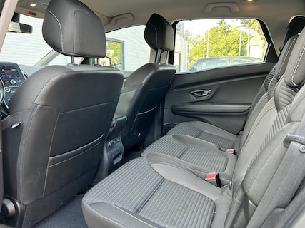 Renault-Scenic