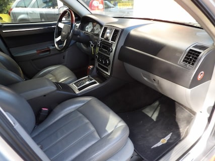Chrysler-300C