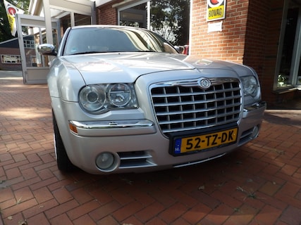 Chrysler-300C