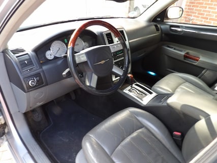 Chrysler-300C