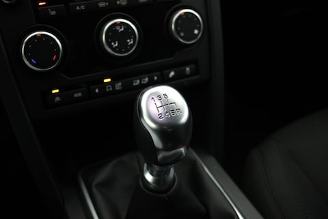 Land Rover-Discovery Sport