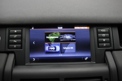 Land Rover-Discovery Sport