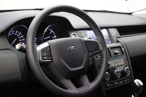 Land Rover-Discovery Sport