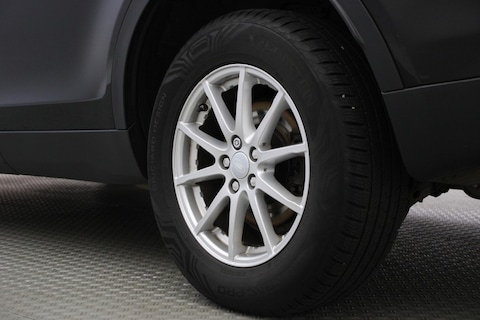 Land Rover-Discovery Sport