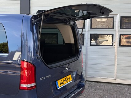 Mercedes-Benz-EQV