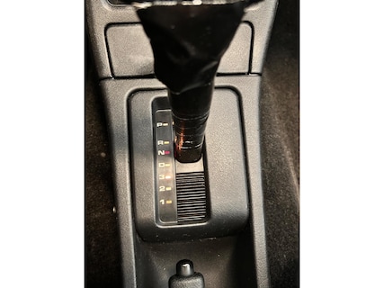 Peugeot-306