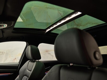 Audi-Q8 e-tron