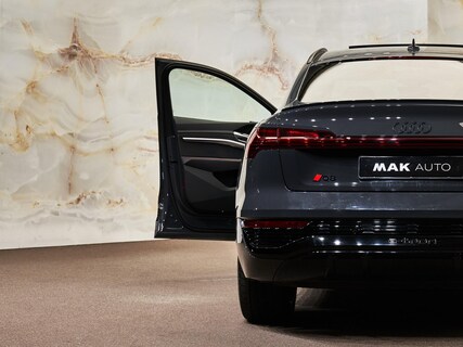 Audi-Q8 e-tron