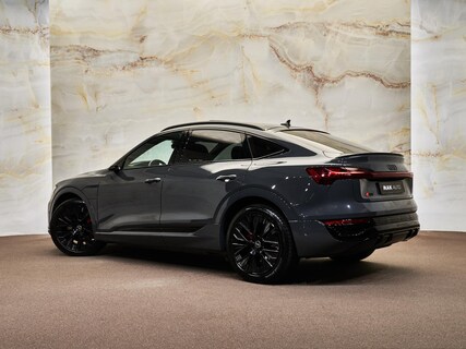 Audi-Q8 e-tron