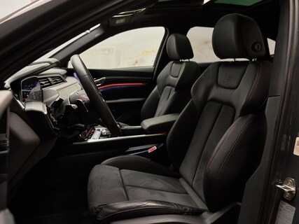 Audi-Q8 e-tron