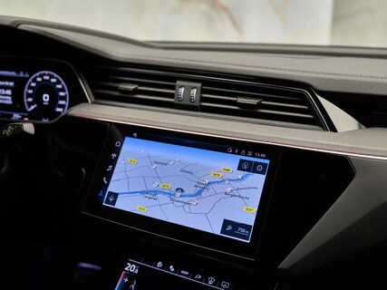 Audi-Q8 e-tron
