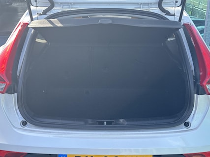 Volvo-V40 Cross Country