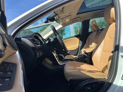 Volvo-V40 Cross Country
