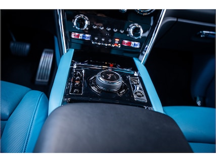 Rolls-Royce-Cullinan