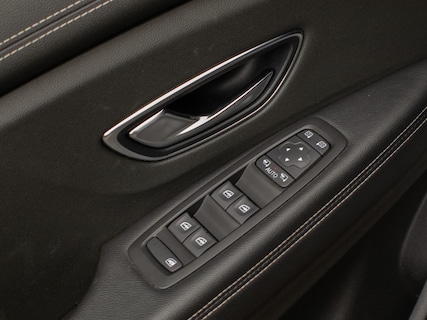 Renault-Scenic