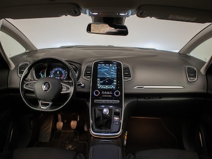 Renault-Scenic