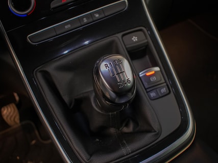 Renault-Scenic