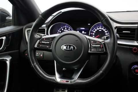 Kia-ProCeed