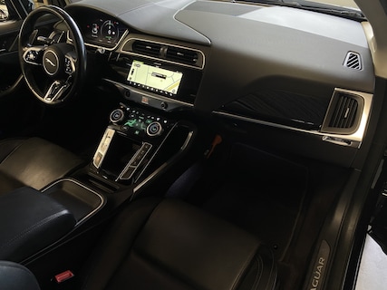 Jaguar-I-Pace