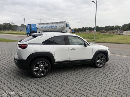 Mazda-MX-30
