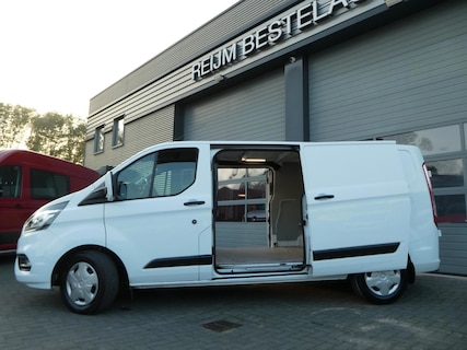 Ford-Transit Custom