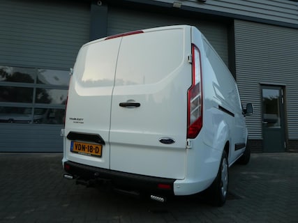Ford-Transit Custom